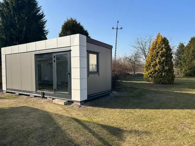 Salon kosmetyczny 7 × 3 m